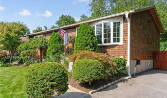 72 Winifred Ave, Warwick, RI 02889