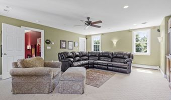 51 Still River Rd, Bolton, MA 01740