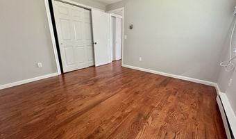 70 Weber Ave APT 1B, Bridgeport, CT 06610