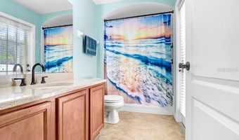 6803 CROMWELL GARDEN Dr, Apollo Beach, FL 33572