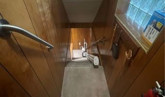 956 Beaver Rd, Ambridge, PA 15003