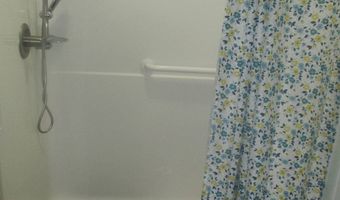 820 Fairhaven Ct, Angola, IN 46703