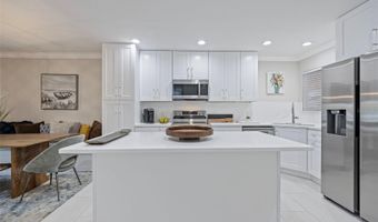 1008 APOLLO BEACH Blvd 103, Apollo Beach, FL 33572
