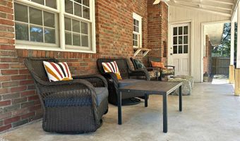 102 Mockingbird Ln, Arkadelphia, AR 71923