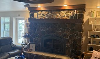 6531 5 Mile Point Rd, Allouez, MI 49805
