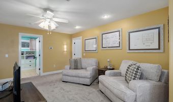 401 E Glendale St, Aurora, MO 65605