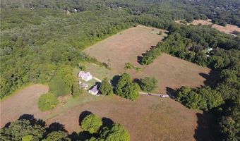 112 Winsor Ave, Johnston, RI 02919