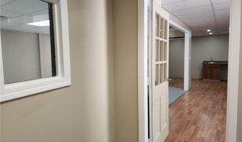 35 Wooster Ct F, Bristol, CT 06010