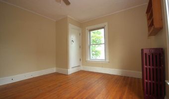 125 Grove St, Bangor, ME 04401