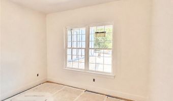 10 McGinnis Ln, Bella Vista, AR 72715