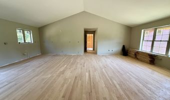 151 Bluebird Ln, Brooklyn, CT 06234