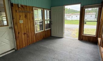 9 Village Dr, Brattleboro, VT 05301