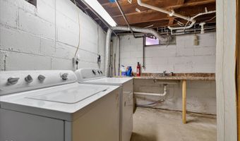 306 S 8th Ave, Beech Grove, IN 46107