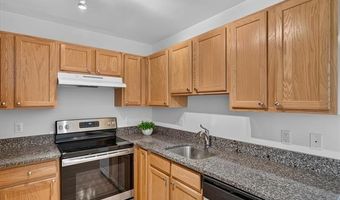 1901 Lindsay Ln 71, Ann Arbor, MI 48104
