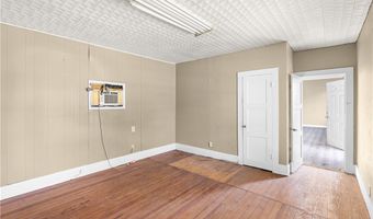 801 E 1st St, Alice, TX 78332