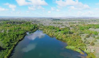 1555 Sadorus Hill Rd, Ashton, ID 83420