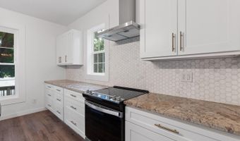 349 S Main St, Adrian, MI 49221
