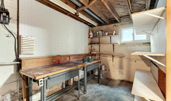 6927 FERN Ln, Annandale, VA 22003