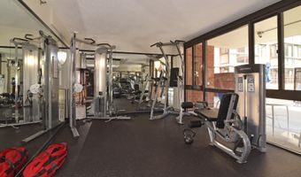 1001 N RANDOLPH St 215, Arlington, VA 22201
