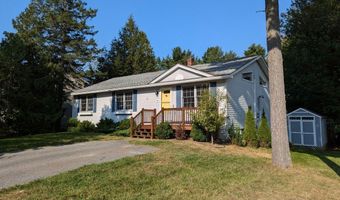 99 Yankee Ave, Bangor, ME 04401