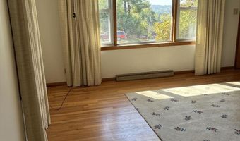 7 Elizabeth, Athens, OH 45701