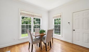 1818 Misty Hollow Ln, Apex, NC 27502