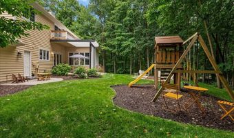 4608 Old Grand River Trl NE, Ada, MI 49301
