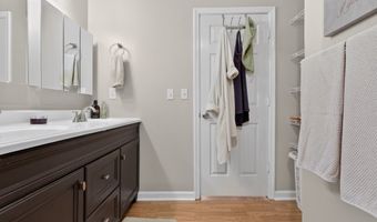 2484 Stonegate Dr NW, Acworth, GA 30101