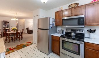 913 Halyard Dr, Avon, IN 46123