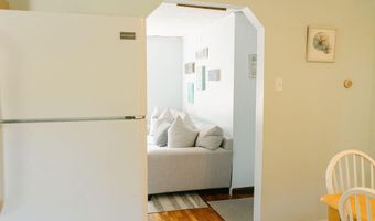 22 Presidents Rd, Bourne, MA 02532