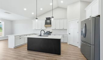 2023 Approach Dr, Auburn, IN 46706