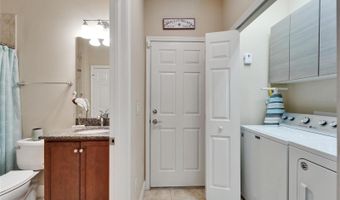 5422 SUNSET FALLS Dr, Apollo Beach, FL 33572