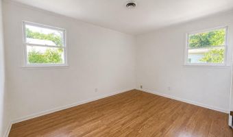 505 COLLINS St, Bethany Beach, DE 19930