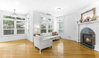 16800 NW PADDINGTON Dr, Beaverton, OR 97006