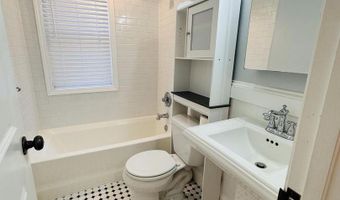 922 S WASHINGTON St S #112, Alexandria, VA 22314