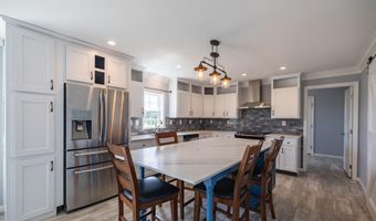 68 Lubear Way, Auburn, ME 04210