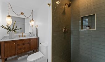 6225 SW CROSS CREEK Dr, Beaverton, OR 97078