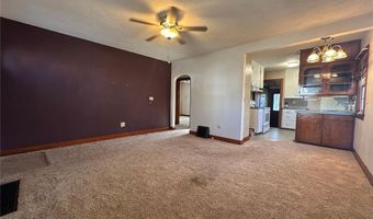 107 W Walnut St, Anamosa, IA 52205