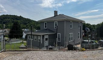 101 Lyons St, Adena, OH 43901