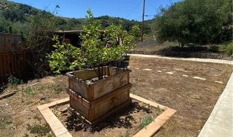 466 Stewart Canyon Rd, Fallbrook, CA 92028