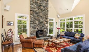 1003 Fort Getty Rd, Jamestown, RI 02835