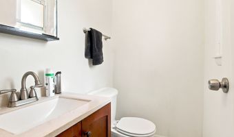 303 RIDGE St, Algonquin, IL 60102