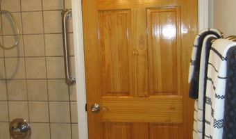 406 5 W Richardson Ave, Artesia, NM 88210