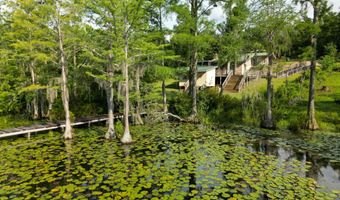 2684 LAKEVIEW Cir, Alford, FL 32420