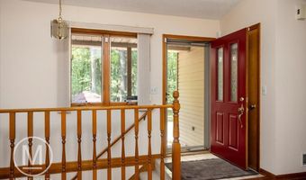 9057 Vergennes St SE, Ada, MI 49301