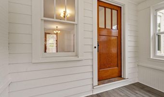 28 Tremont St, Albany, NY 12205
