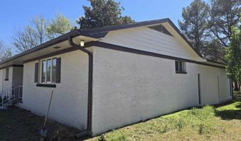 1800 White Dr, Batesville, AR 72501