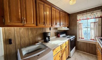 553 Mc Guire Ave, Beattyville, KY 41311