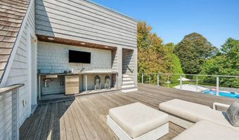 106 Meeting House Ln, Amagansett, NY 11930