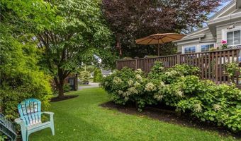 141 Coggeshall Ave, Newport, RI 02840